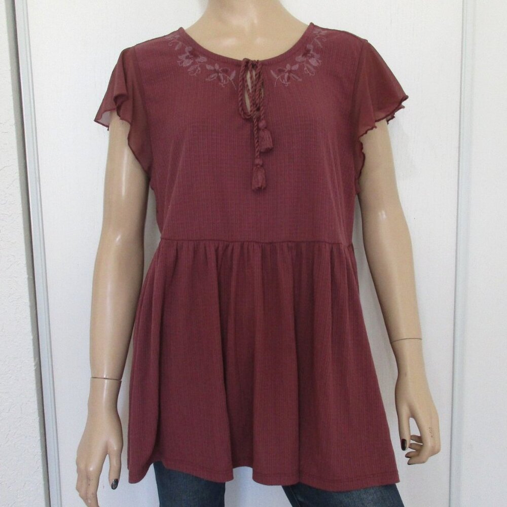 TORRID Top Size 1 Flutter Sleeve Embroidered Blouse